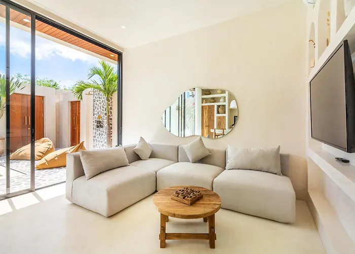 Casa Admire Villa *