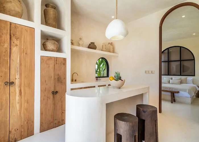 Casa Admire