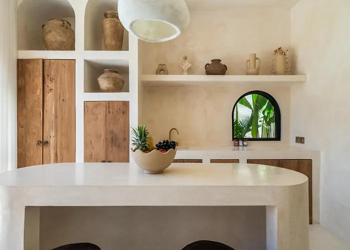 Casa Admire Villa *