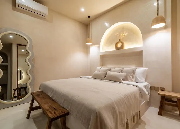 Casa Admire Villa *